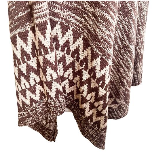 Boutique Knitted Pancho Tan Brown Aztec Design Size L/XL Cowl Neck Buttons - Picture 7 of 16